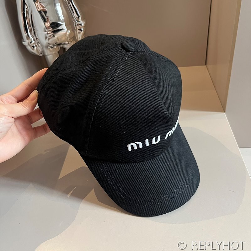 미우미우 드릴 베이스볼 캡 [매장가 69만원대]