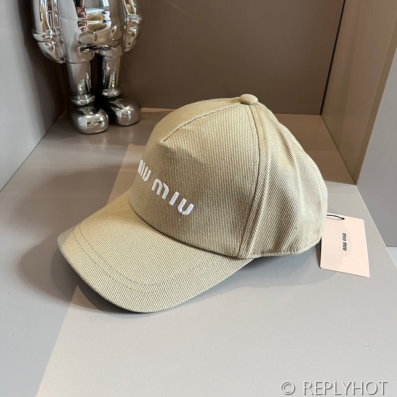 미우미우 드릴 베이스볼 캡 [매장가 69만원대]