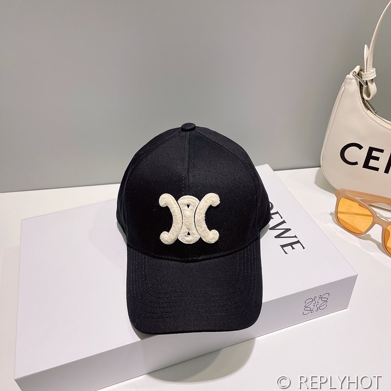 셀린느 트리옹프 베이스볼 캡 [매장가 79만원대]