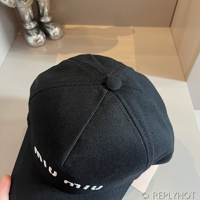 미우미우 드릴 베이스볼 캡 [매장가 69만원대]