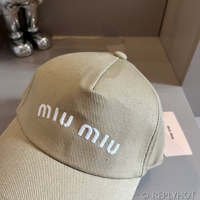 미우미우 드릴 베이스볼 캡 [매장가 69만원대]