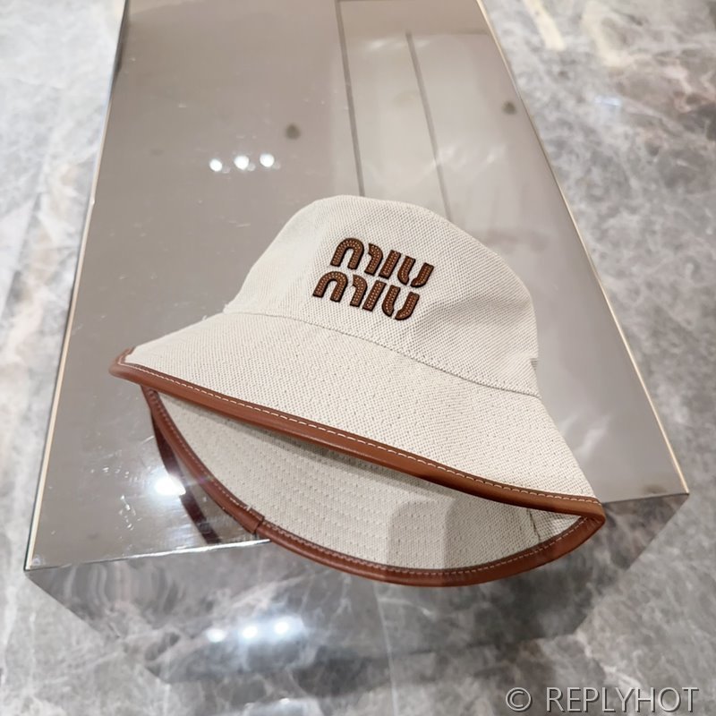 미우미우 캔버스 버키 햇 [매장가 93만원대]