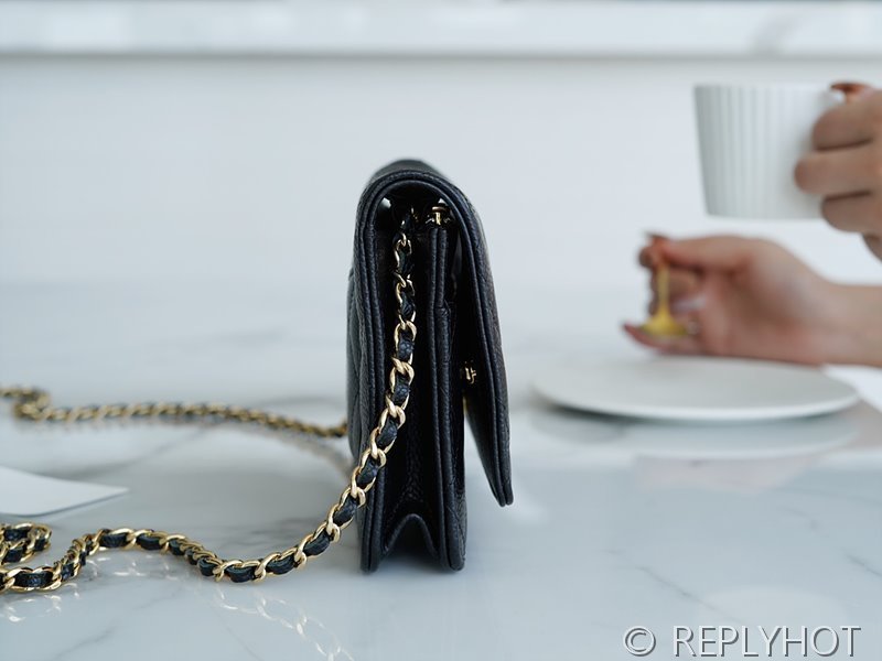 [하이엔드급] 샤넬 클래식 woc 체인 지갑 카프스킨 골드메탈 블랙 [매장가 550만원대]