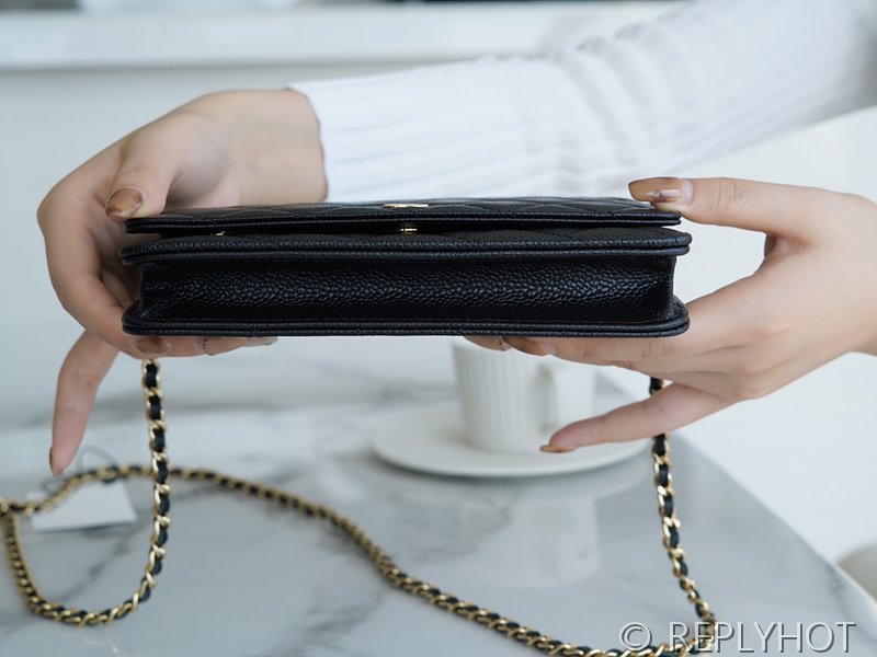 [하이엔드급] 샤넬 클래식 woc 체인 지갑 카프스킨 골드메탈 블랙 [매장가 550만원대]