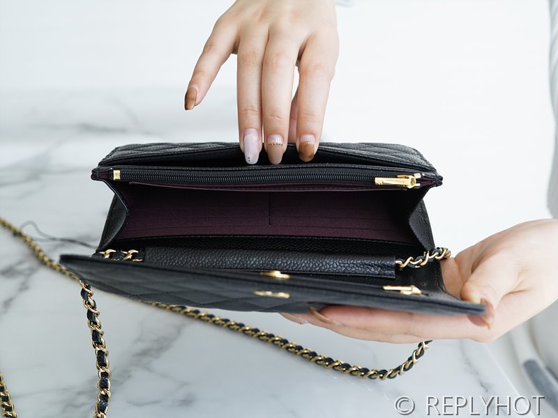 [하이엔드급] 샤넬 클래식 woc 체인 지갑 카프스킨 골드메탈 블랙 [매장가 550만원대]