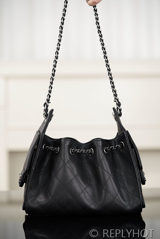 [하이엔드급] 샤넬 25백 미니 그레인드 카프스킨 실버메탈 블랙 [매장가 900만원대]