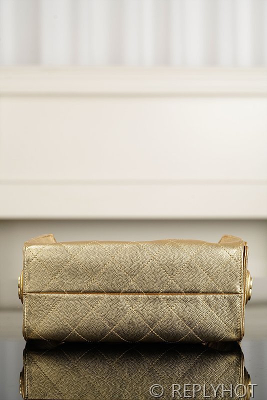 [하이엔드급] 샤넬 25백 미니 메탈릭 그레인드 카프스킨 골드메탈 골드 [매장가 900만원대]