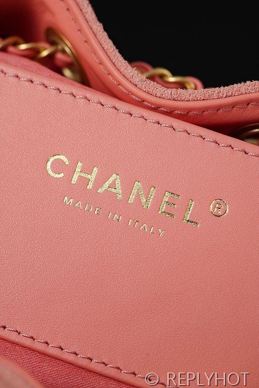 [하이엔드급] 샤넬 25백 미니 스웨이드 카프스킨 골드메탈 핑크 [매장가 900만원대]