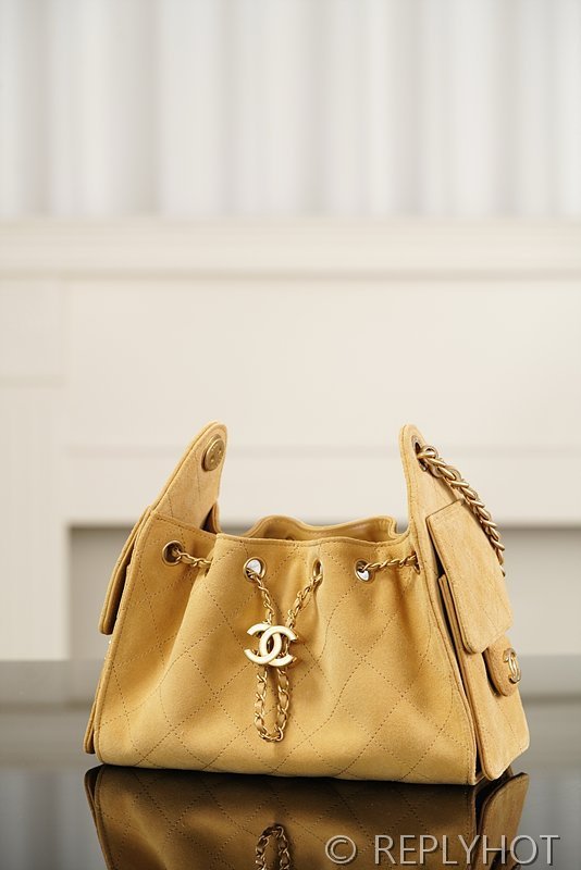 [하이엔드급] 샤넬 25백 미니 스웨이드 카프스킨 골드메탈 베이지 [매장가 900만원대]