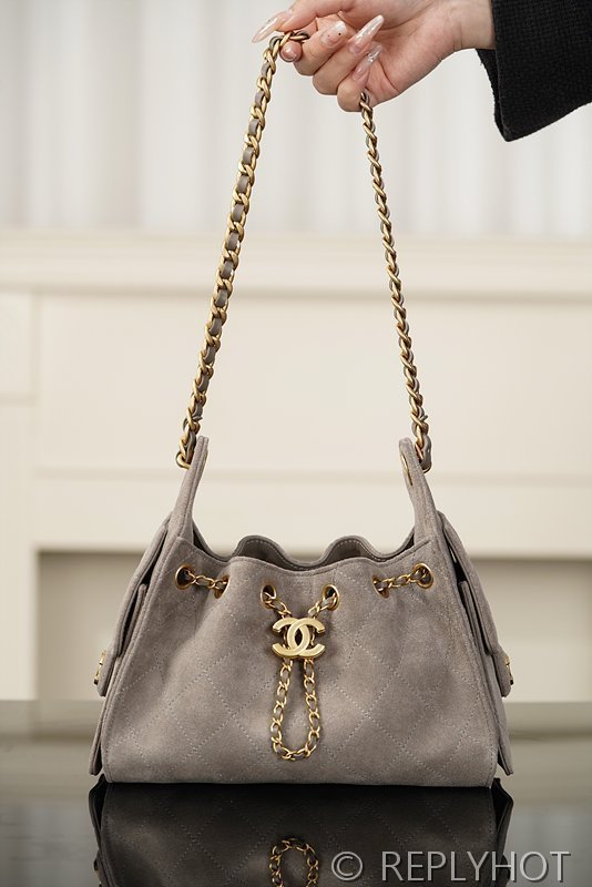 [하이엔드급] 샤넬 25백 미니 스웨이드 카프스킨 골드메탈 그레이 [매장가 900만원대]