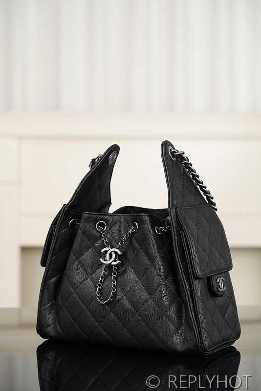 [하이엔드급] 샤넬 25백 스몰 그레인드 카프스킨 실버메탈 블랙 [매장가 1000만원대]