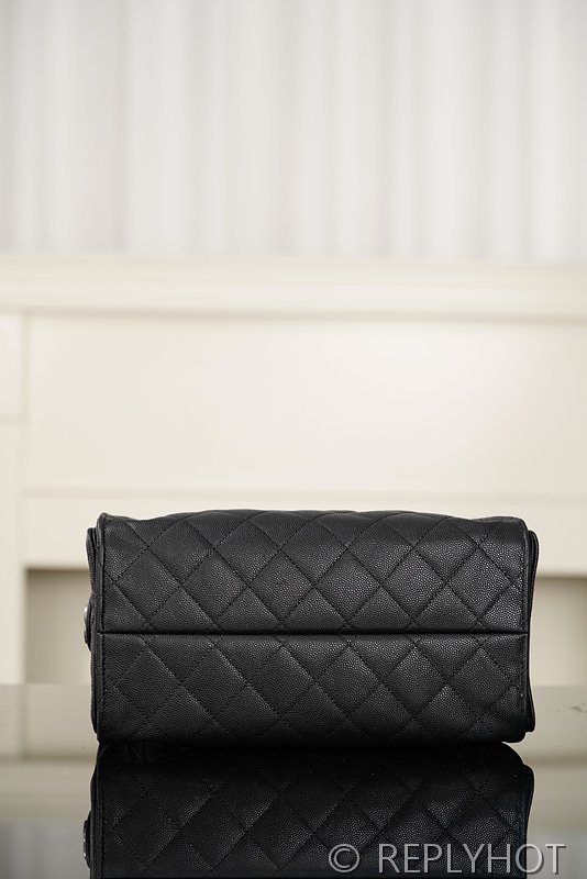 [하이엔드급] 샤넬 25백 스몰 그레인드 카프스킨 실버메탈 블랙 [매장가 1000만원대]