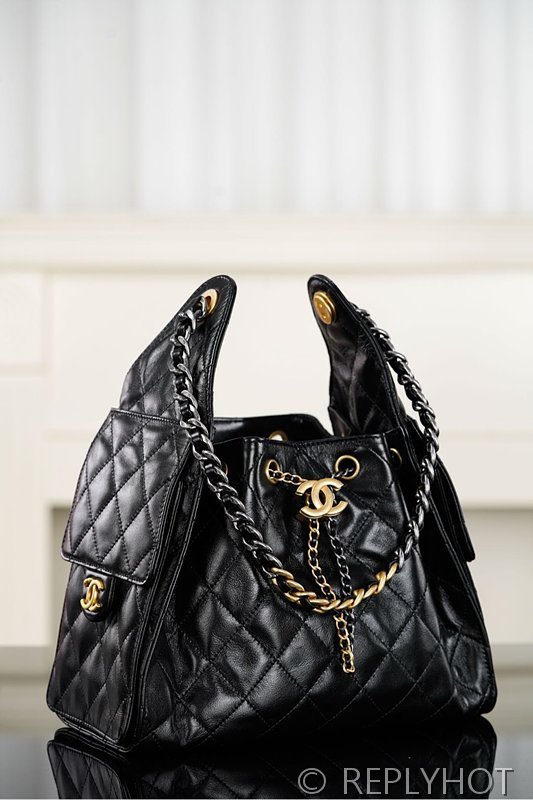 [하이엔드급] 샤넬 25백 스몰 그레인드 카프스킨 블랙 골드메탈 블랙 [매장가 1000만원대]