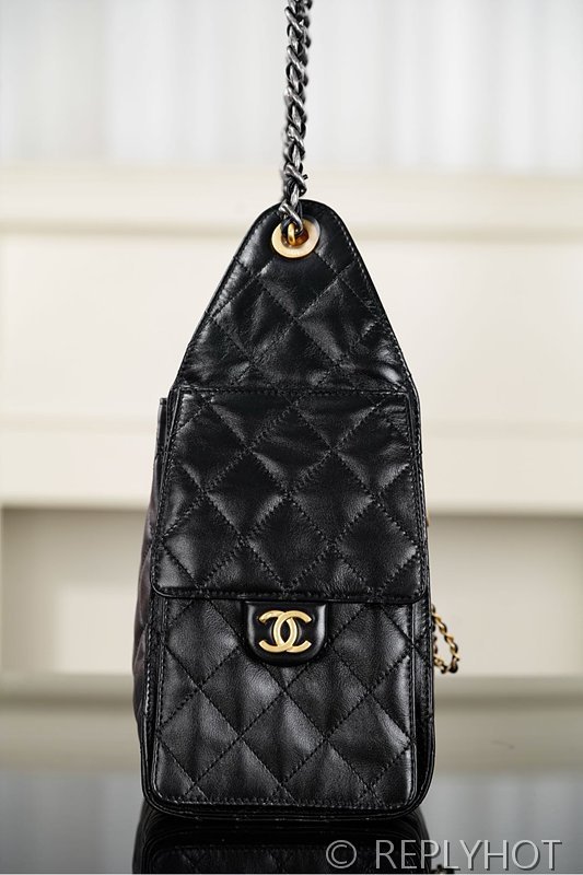 [하이엔드급] 샤넬 25백 스몰 그레인드 카프스킨 블랙 골드메탈 블랙 [매장가 1000만원대]