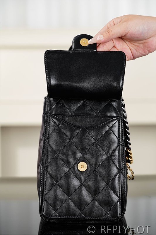 [하이엔드급] 샤넬 25백 스몰 그레인드 카프스킨 블랙 골드메탈 블랙 [매장가 1000만원대]