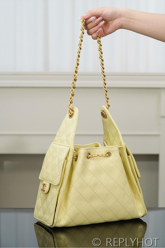 [하이엔드급] 샤넬 25백 스몰 그레인드 카프스킨 골드메탈 옐로우 [매장가 1000만원대]