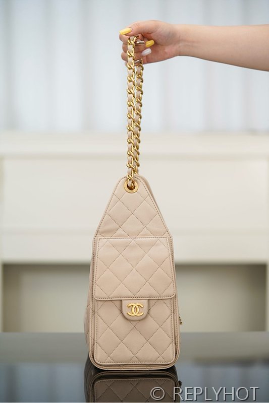 [하이엔드급] 샤넬 25백 스몰 그레인드 카프스킨 골드메탈 베이지 [매장가 1000만원대]