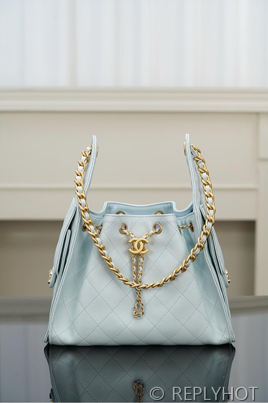 [하이엔드급] 샤넬 25백 스몰 그레인드 카프스킨 골드메탈 라이트 블루 [매장가 1000만원대]