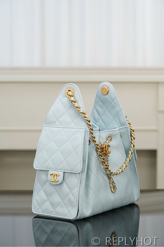 [하이엔드급] 샤넬 25백 스몰 그레인드 카프스킨 골드메탈 라이트 블루 [매장가 1000만원대]