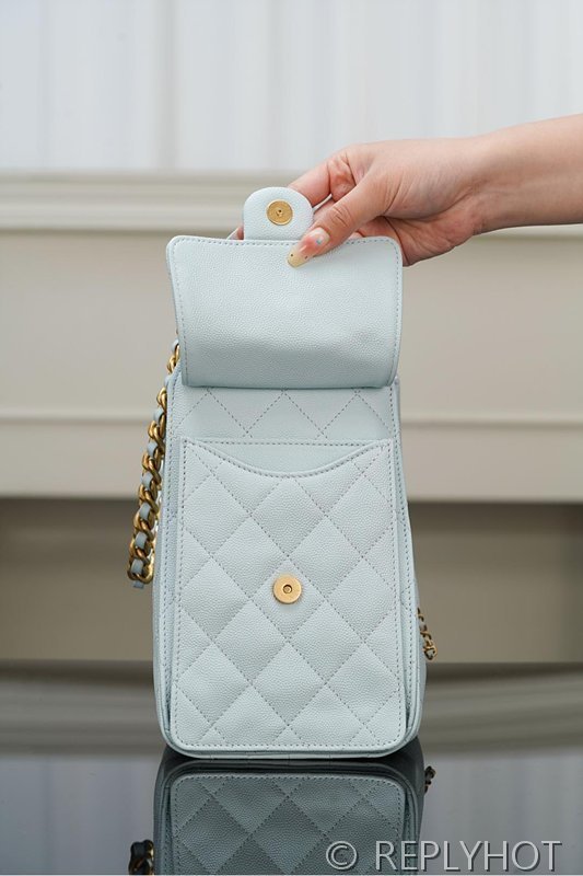 [하이엔드급] 샤넬 25백 스몰 그레인드 카프스킨 골드메탈 라이트 블루 [매장가 1000만원대]