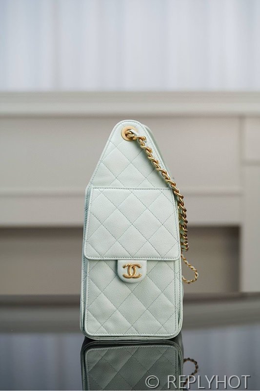 [하이엔드급] 샤넬 25백 스몰 그레인드 카프스킨 골드메탈 라이트 그린 [매장가 1000만원대]