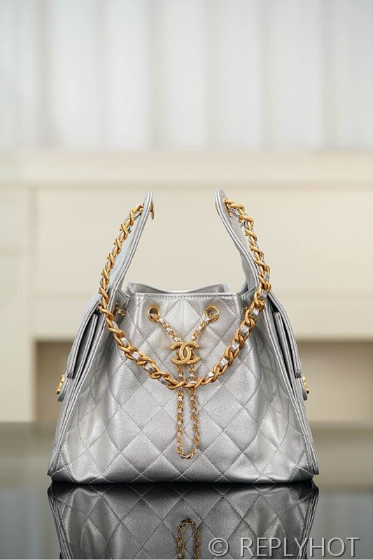 [하이엔드급] 샤넬 25백 스몰 메탈릭 그레인드 카프스킨 골드메탈 실버 [매장가 1000만원대]