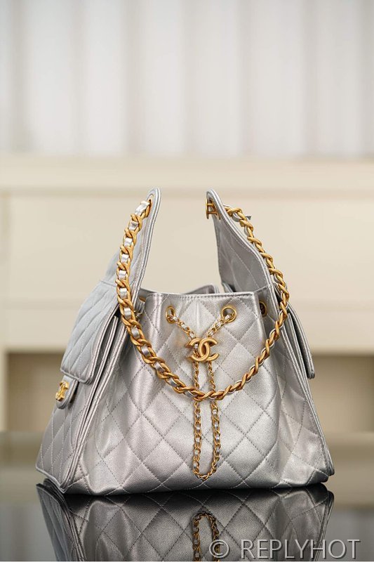 [하이엔드급] 샤넬 25백 스몰 메탈릭 그레인드 카프스킨 골드메탈 실버 [매장가 1000만원대]