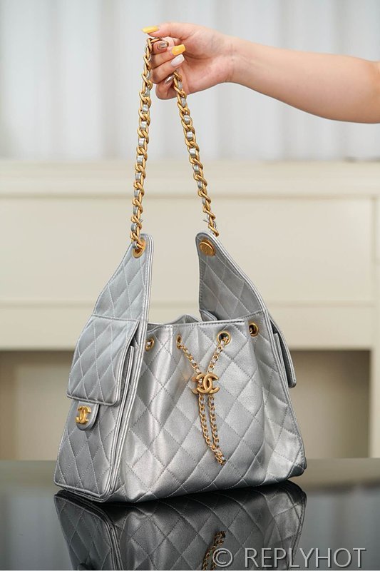 [하이엔드급] 샤넬 25백 스몰 메탈릭 그레인드 카프스킨 골드메탈 실버 [매장가 1000만원대]