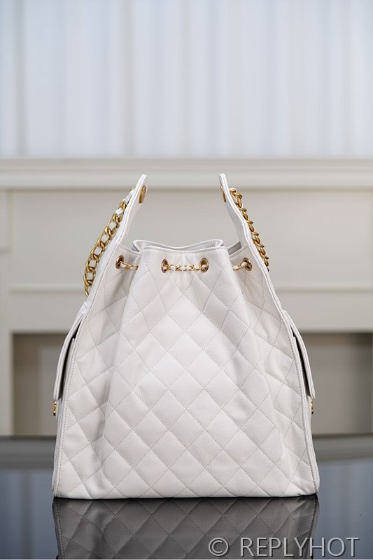 [하이엔드급] 샤넬 25백 미디엄 그레인드 카프스킨 골드메탈 화이트 [매장가 1200만원대]