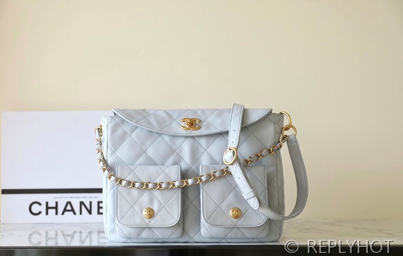 [하이엔드급] 샤넬 24 투포켓 호보 핸드백 카프스킨 골드메탈  [매장가 800만원대]