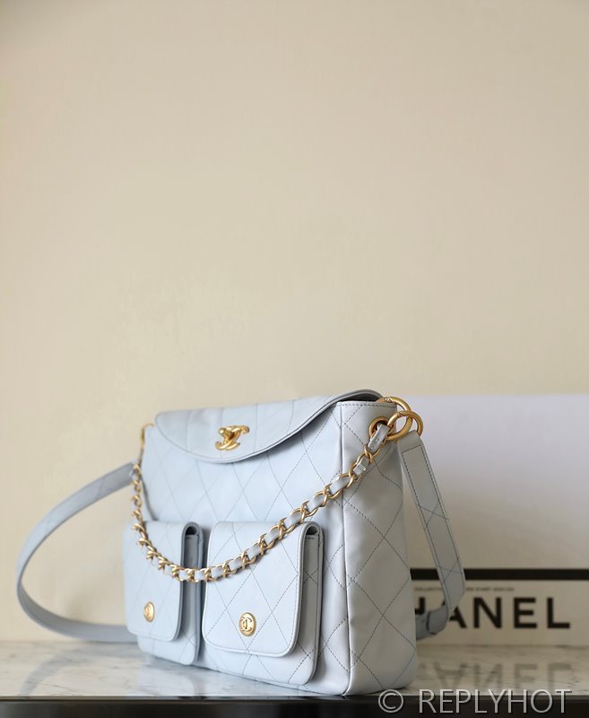 [하이엔드급] 샤넬 24 투포켓 호보 핸드백 카프스킨 골드메탈  [매장가 800만원대]