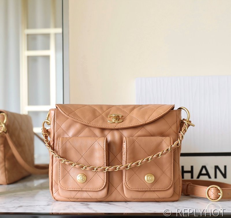 [하이엔드급] 샤넬 24 투포켓 호보 핸드백 카프스킨 골드메탈  [매장가 800만원대]