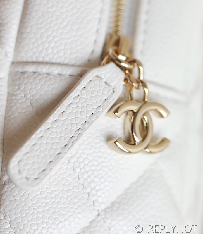 [하이엔드급] 샤넬 24 크루즈 탑핸들 미니 백팩 [매장가 638만원대]