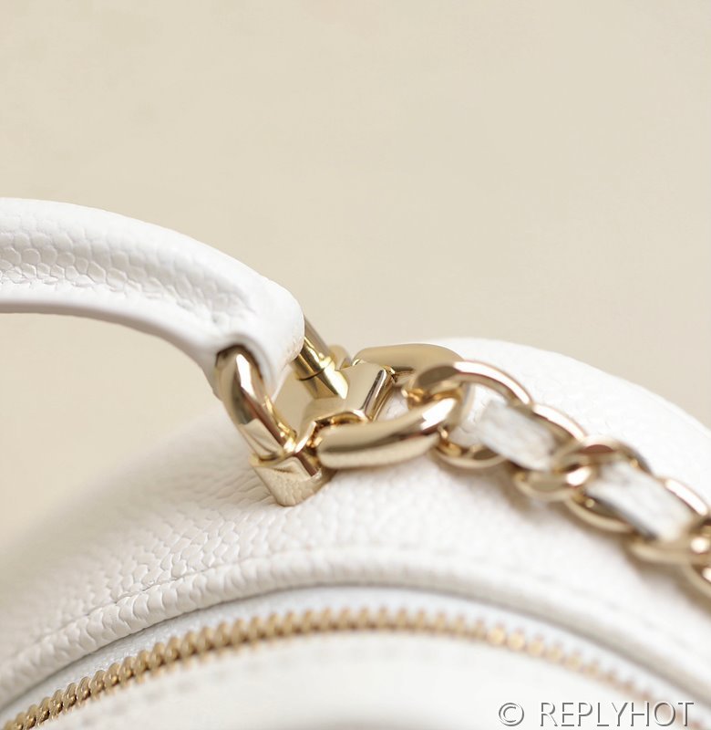 [하이엔드급] 샤넬 24 크루즈 탑핸들 미니 백팩 [매장가 638만원대]