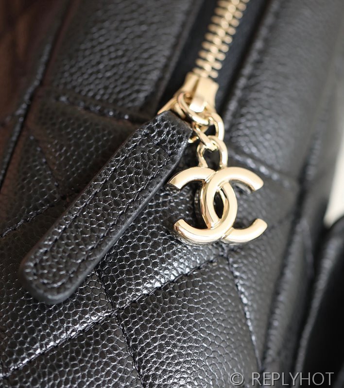 [하이엔드급] 샤넬 24 크루즈 탑핸들 미니 백팩 [매장가 638만원대]