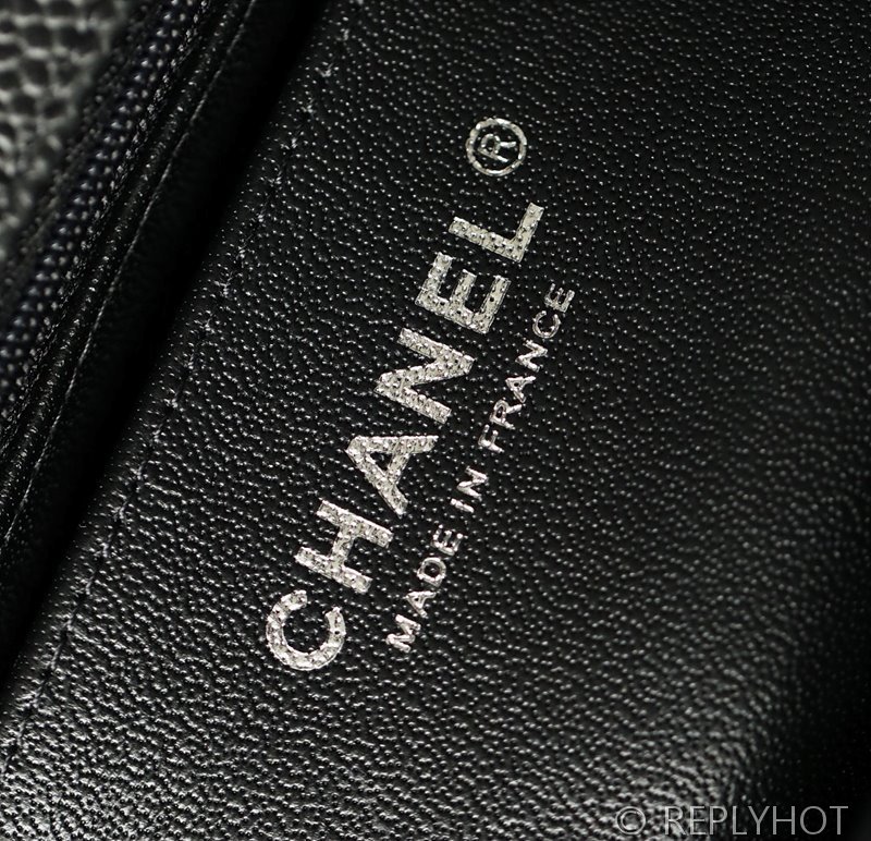 [하이엔드급] 샤넬 클래식 뉴미니 플랩백 카프스킨 실버메탈 블랙 [매장가 1000만원대]