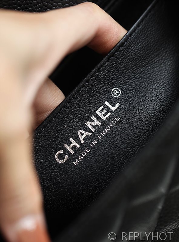 [하이엔드급] 샤넬 클래식 쁘띠삭 미니 플랩백 카프스킨 실버메탈 블랙 [매장가 900만원대]