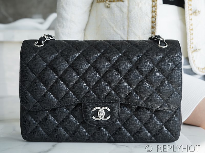[하이엔드급] 샤넬 클래식 라지 카프스킨 실버메탈 블랙 [매장가 1570만원대]