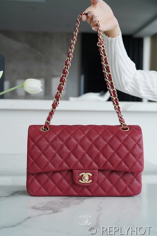 [하이엔드급] 샤넬 클래식 미디엄 카프스킨 골드메탈 버건디 [매장가 1450만원대]