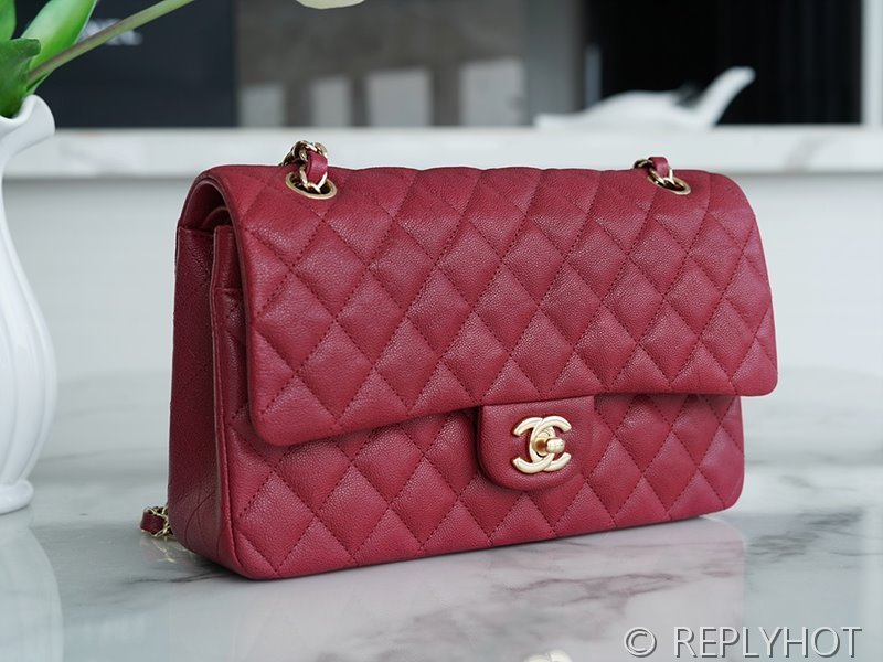 [하이엔드급] 샤넬 클래식 미디엄 카프스킨 골드메탈 버건디 [매장가 1450만원대]