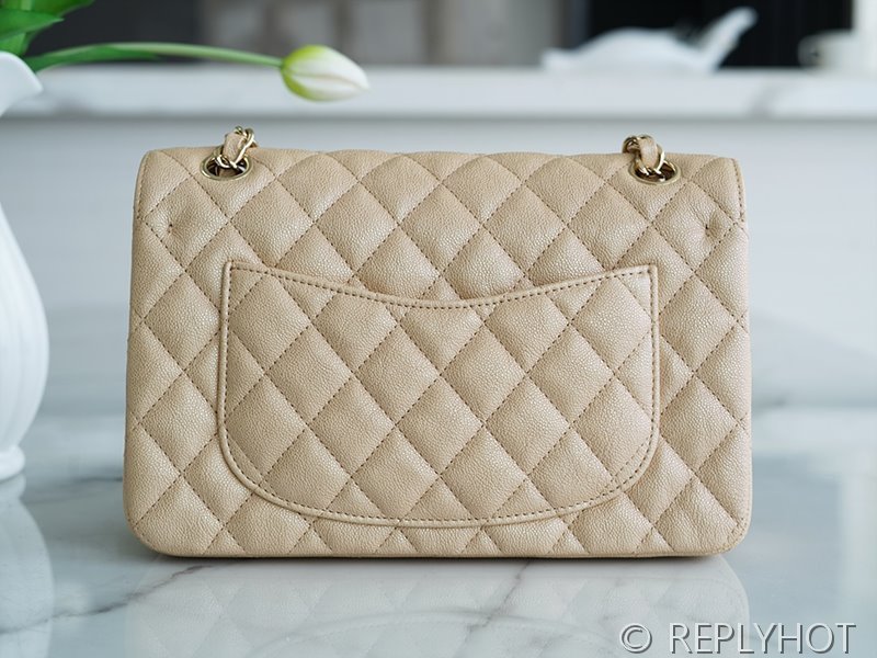 [하이엔드급] 샤넬 클래식 스몰 카프스킨 골드메탈 베이지 [매장가 1475만원대]