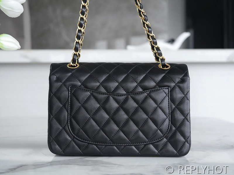 [하이엔드급] 샤넬 클래식 스몰 램스킨 골드메탈 블랙 [매장가 1475만원대]