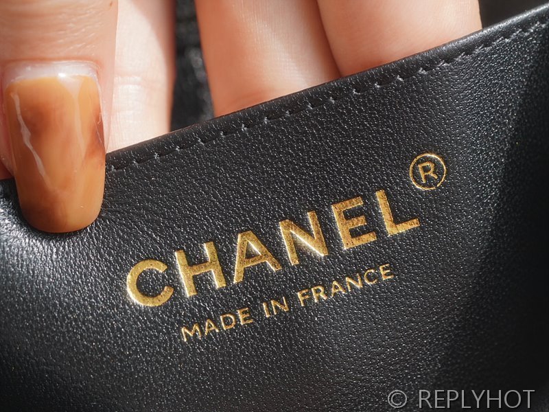 [하이엔드급] 샤넬 2.55 미니 플랩백 카프스킨 골드메탈 블랙 [매장가 723만원대]