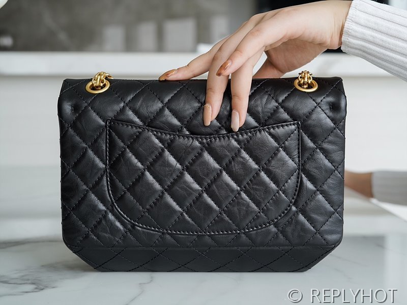 [하이엔드급] 샤넬 2.55 미디엄 플랩백 카프스킨 골드메탈 블랙 [매장가 1450만원대]