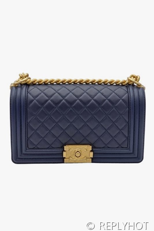 [하이엔드급] 샤넬 미디엄 보이백 캐비어 골드메탈 네이비 [매장가 1000만원대]