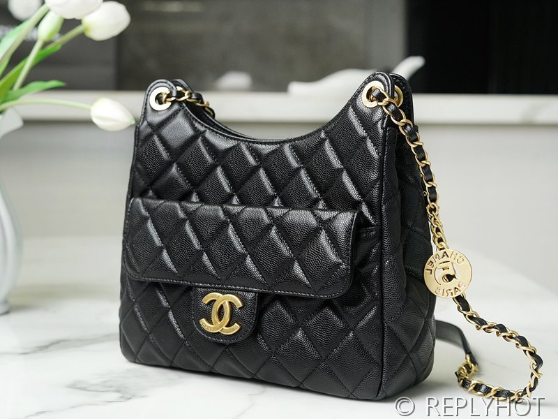[하이엔드급] 샤넬 23 포켓 체인 미듐 호보백 카프스킨 골드메탈 블랙 [매장가 1500만원대]