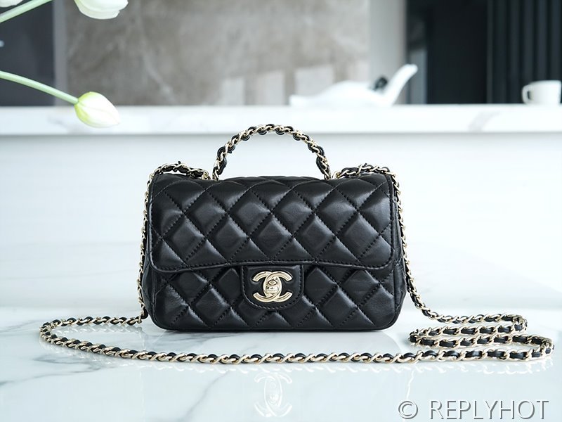 [하이엔드급] 샤넬 23 체인 크리스탈 탑핸들 뉴미니백 램스킨 골드메탈 블랙 [매장가 1000만원대]