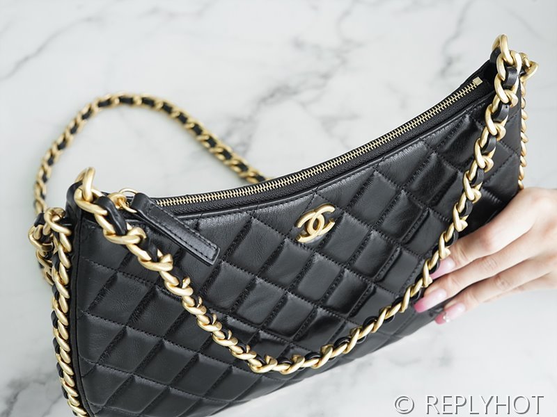 [하이엔드급] 샤넬 23 샤이니 라지 호보백 램스킨 골드메탈 블랙 [매장가 771만원대]