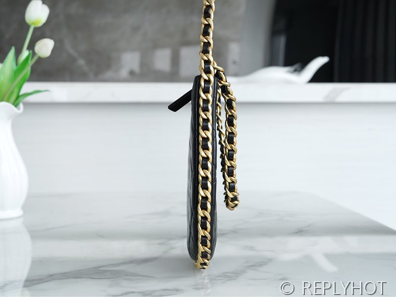 [하이엔드급] 샤넬 23 샤이니 라지 호보백 램스킨 골드메탈 블랙 [매장가 771만원대]