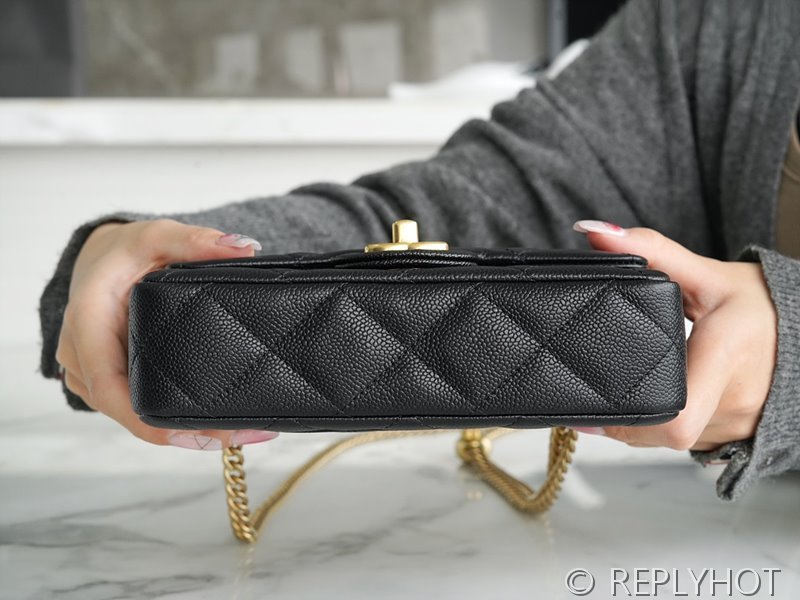 [하이엔드급] 샤넬 23 하트볼 뉴미니백 카프스킨 골드메탈 블랙 [매장가 900만원대]